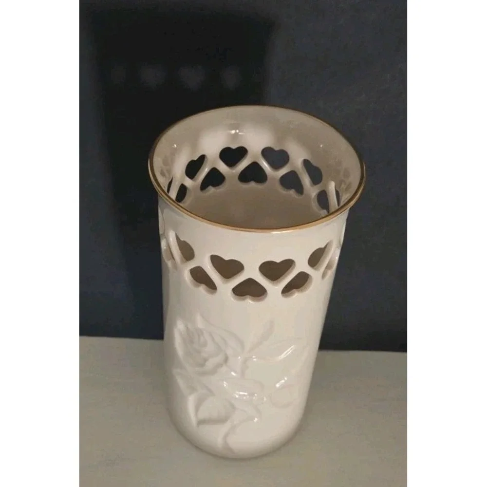 Vintage Lenox 24K gold‎ trim cut out Hearts Imbedded Rose USA - Mint